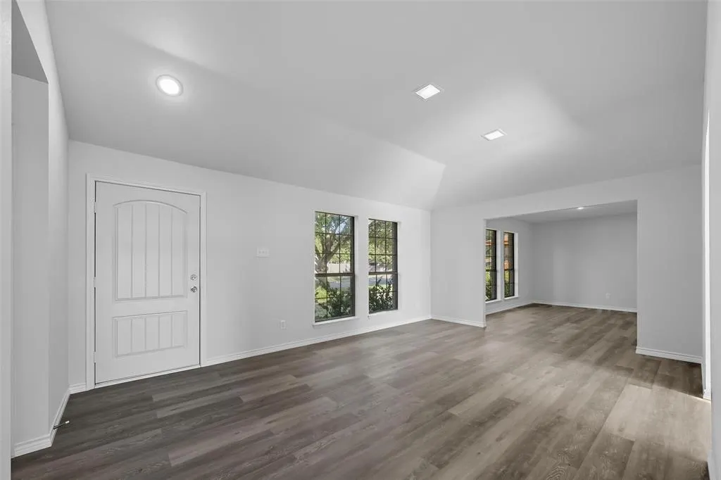5144 Freestone Circle