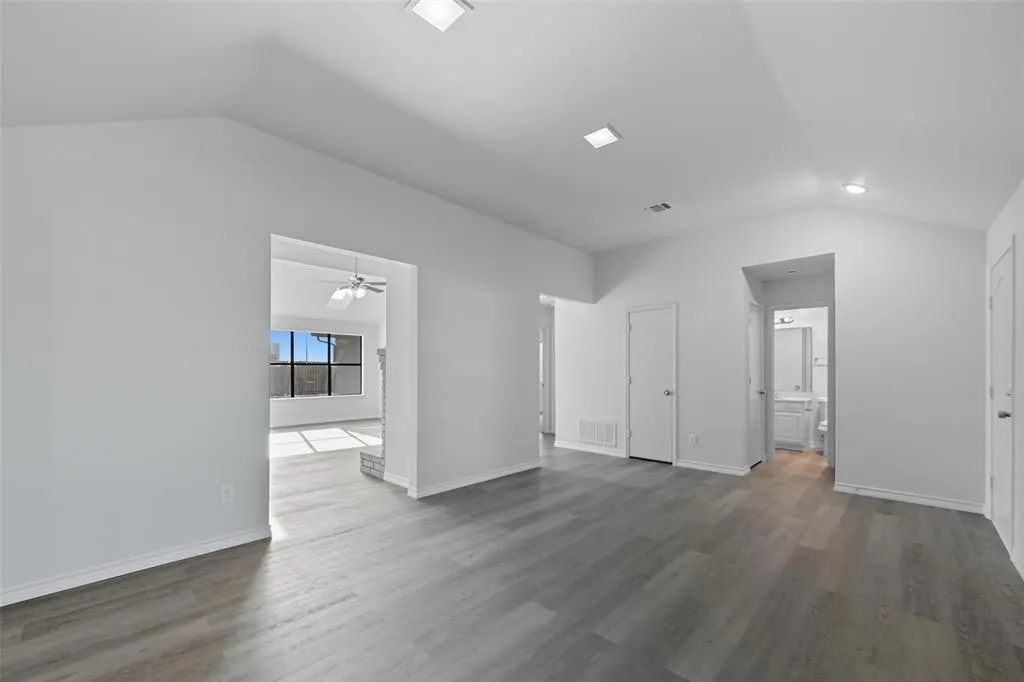 5144 Freestone Circle