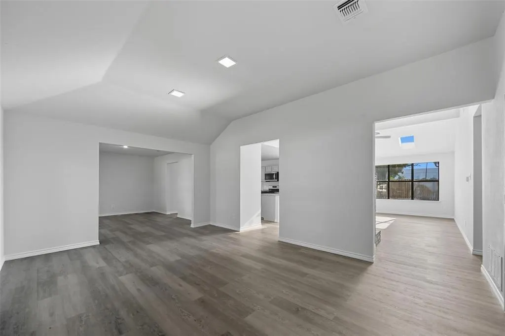 5144 Freestone Circle