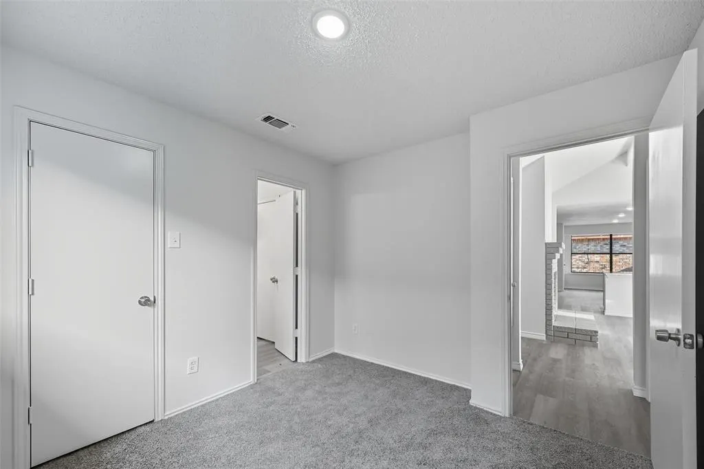 5144 Freestone Circle