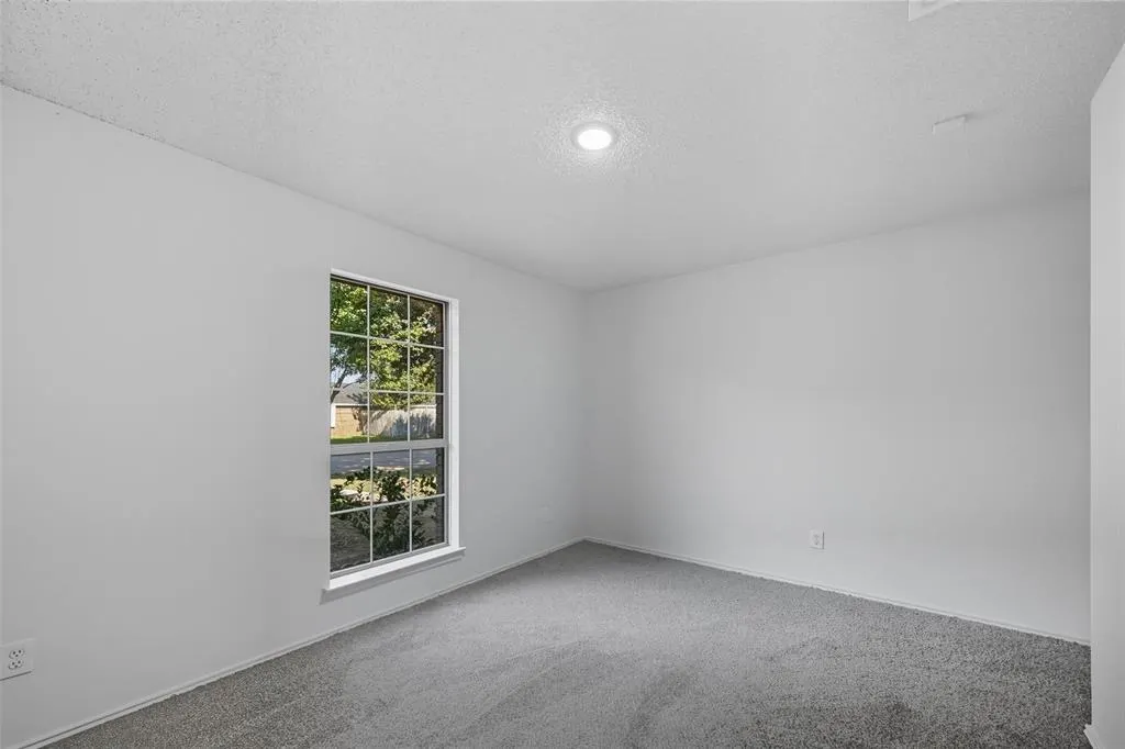 5144 Freestone Circle