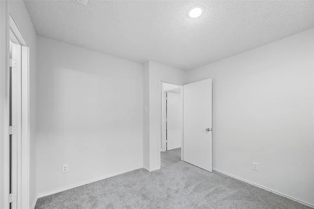 5144 Freestone Circle