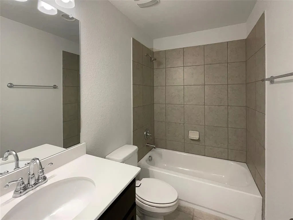 5450 Blue Quail Drive