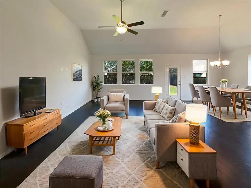 5450 Blue Quail Drive