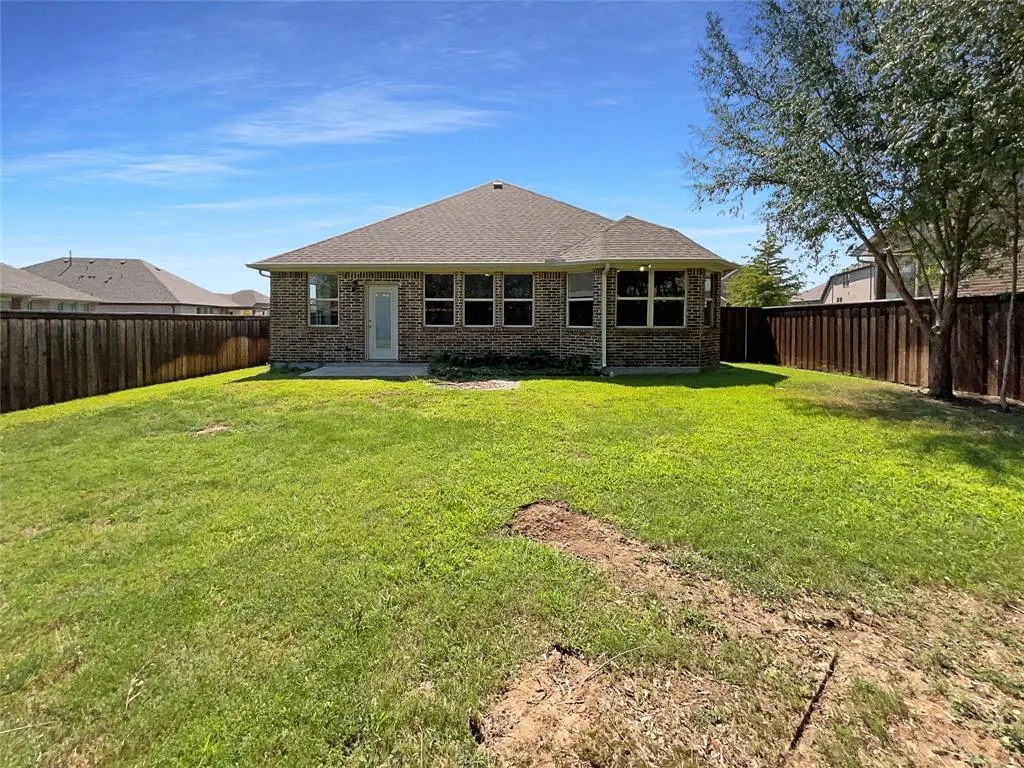 5450 Blue Quail Drive