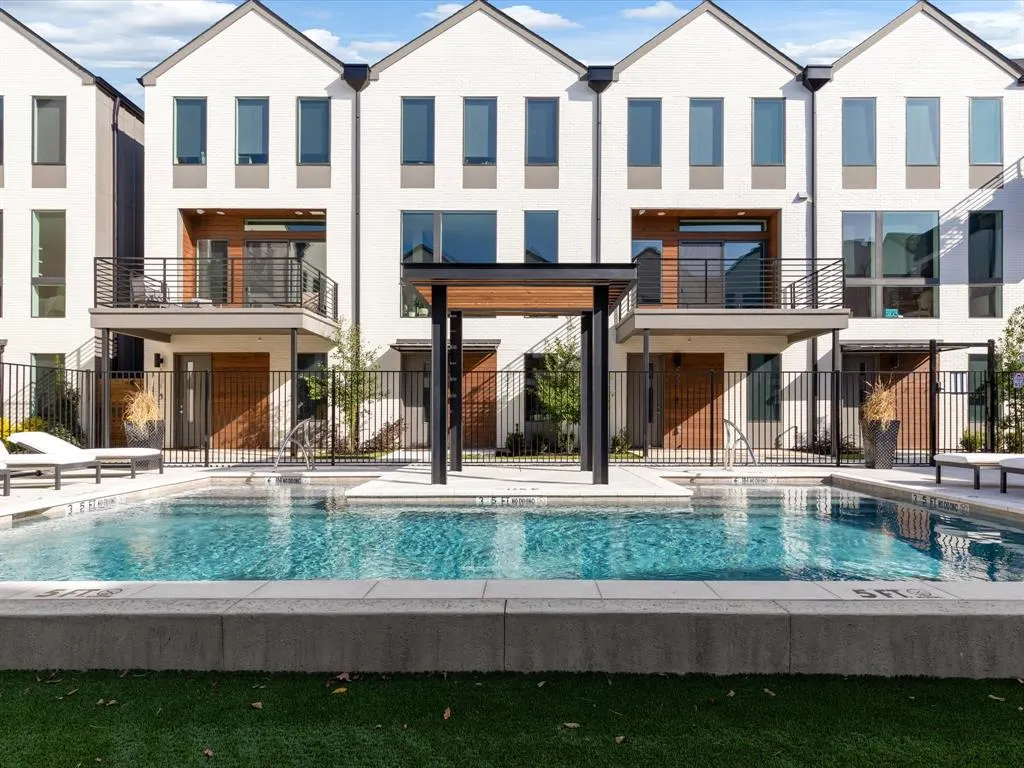 2128 Ashby Street, #302