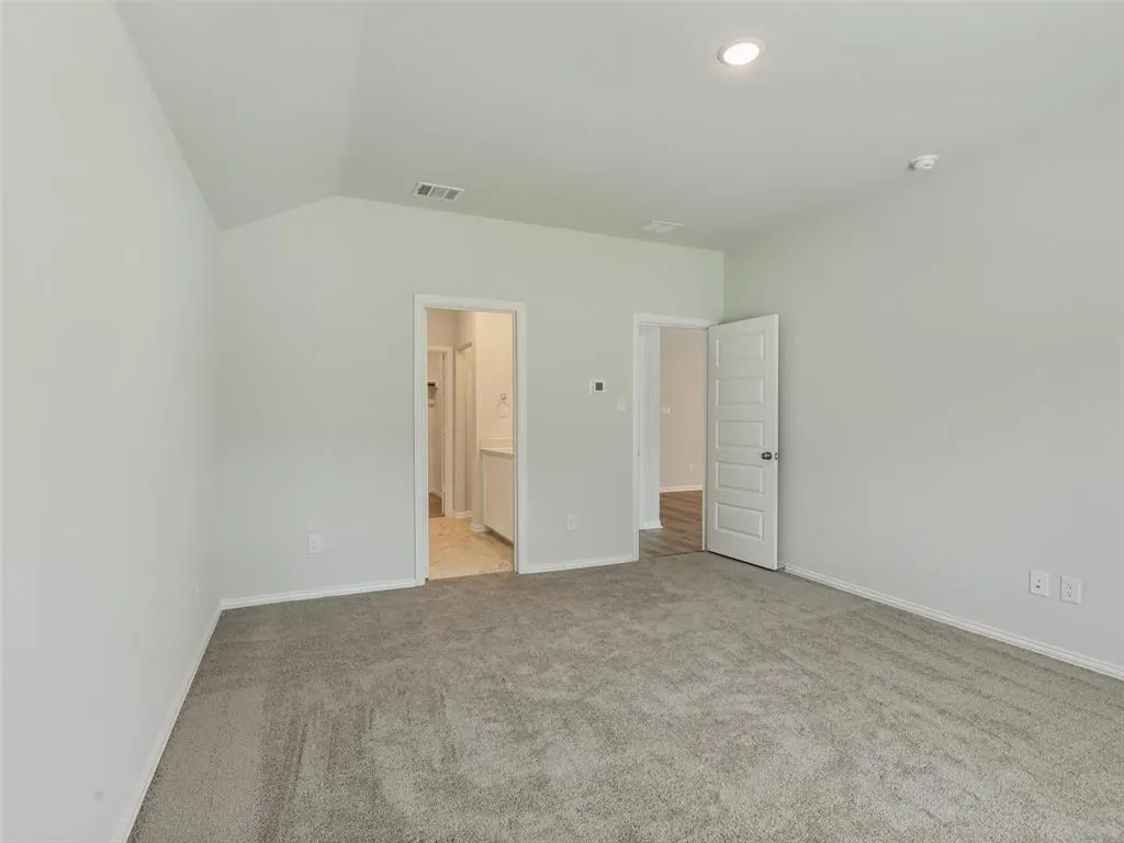 1809 Saint James Place Lane