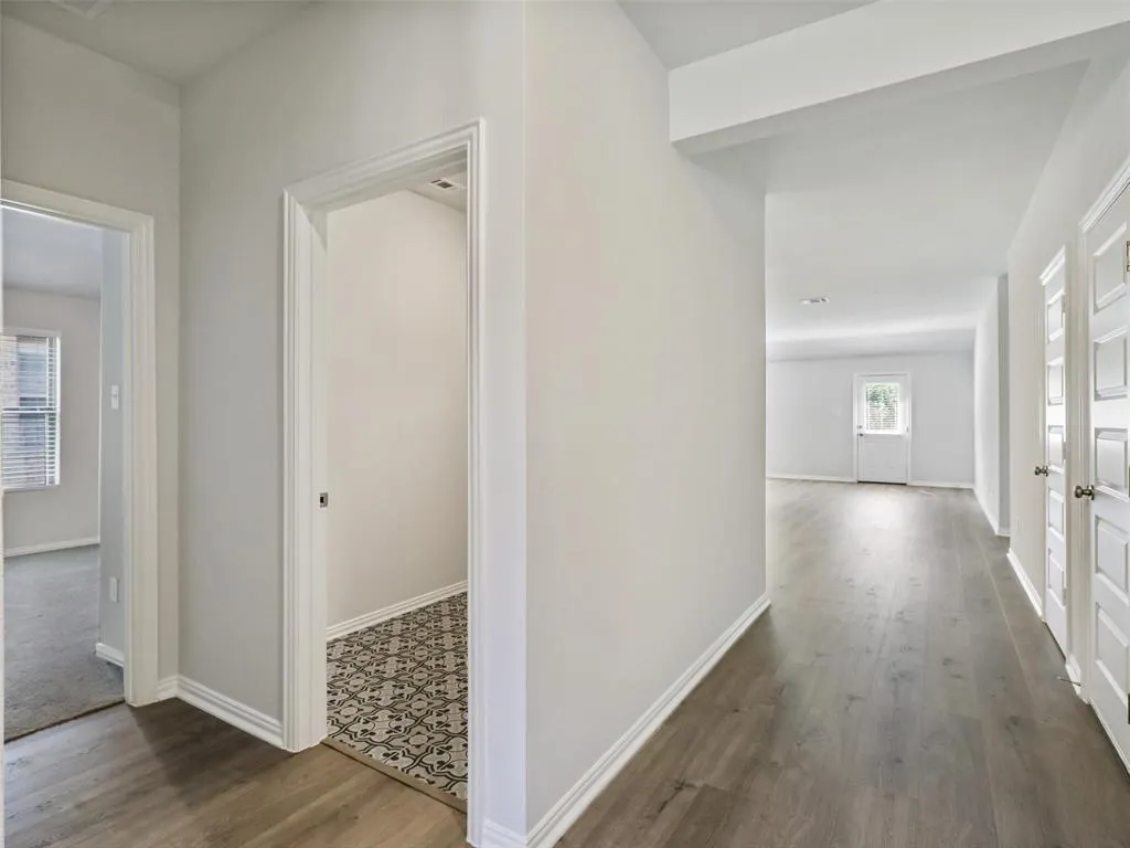 1809 Saint James Place Lane