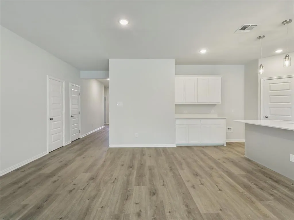 1809 Saint James Place Lane