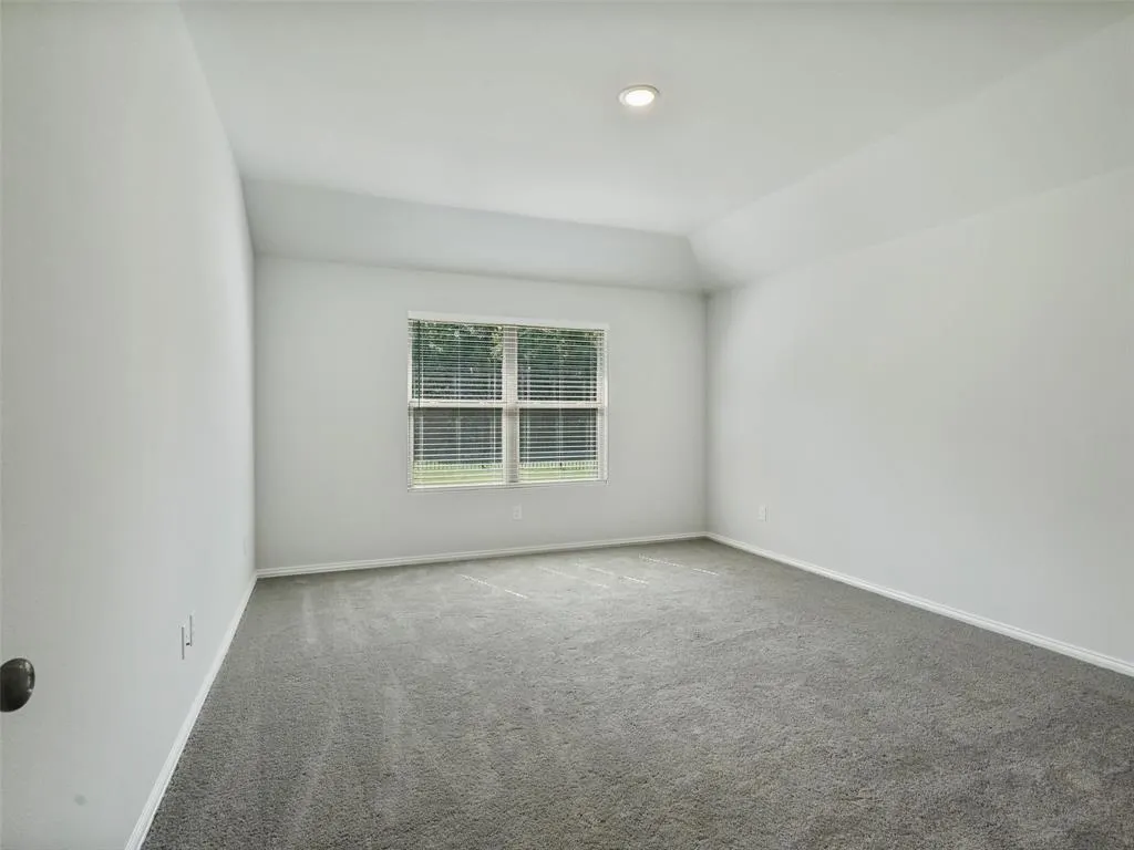 1809 Saint James Place Lane