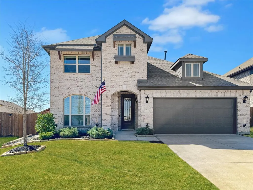 1205 Rockridge Trail