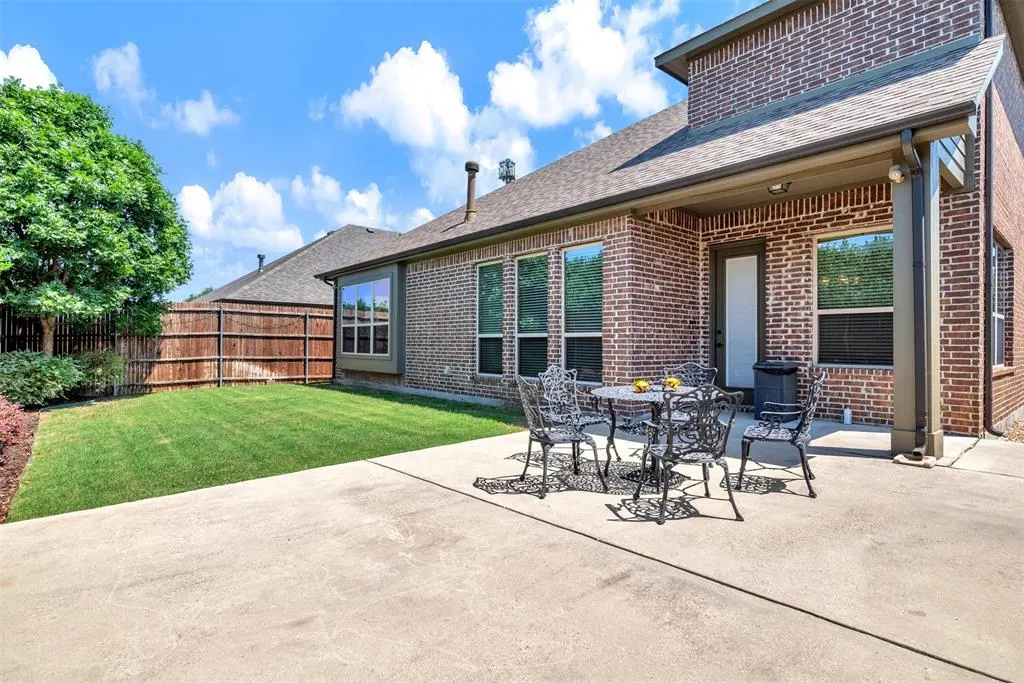 2305 Kemerton