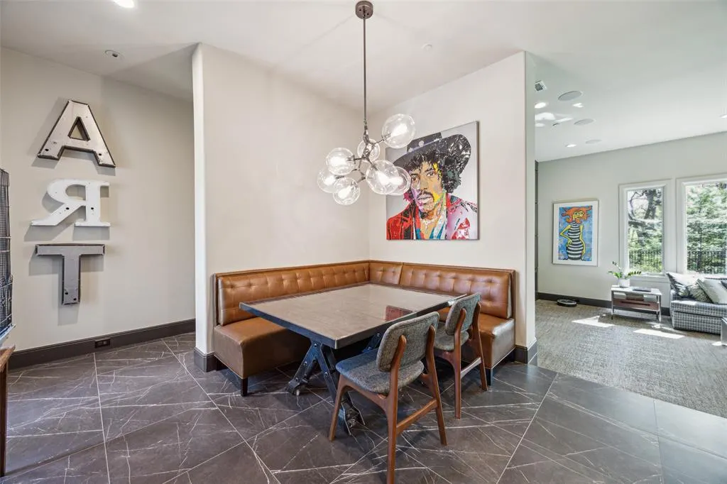 1405 Pecan Hollow Trail