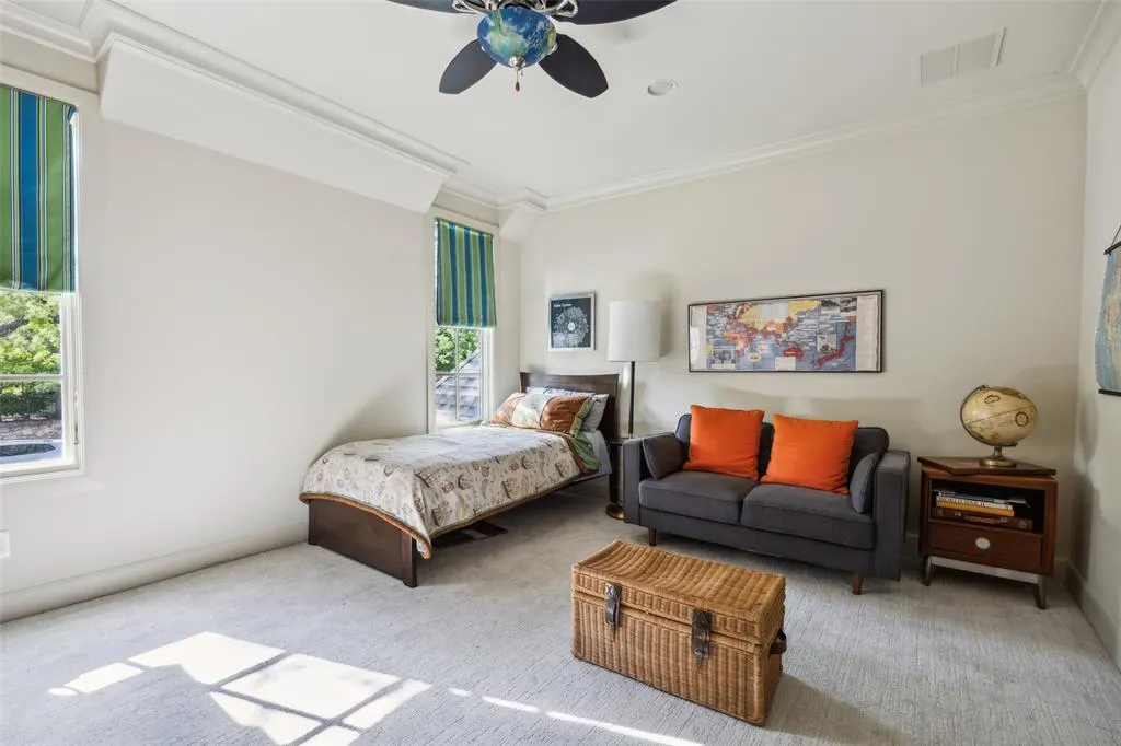 1405 Pecan Hollow Trail
