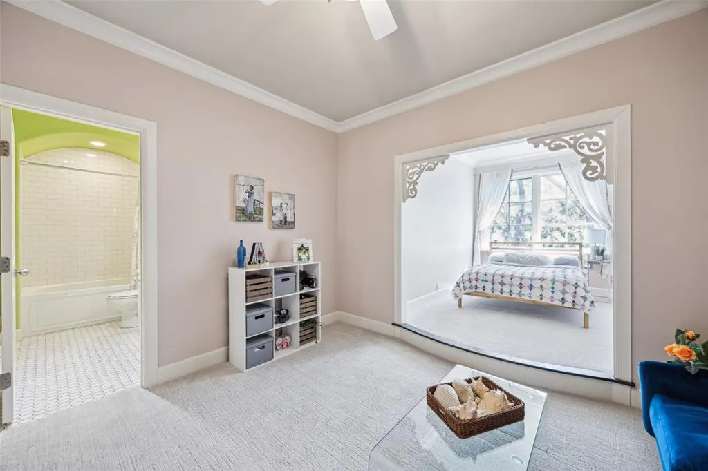 1405 Pecan Hollow Trail