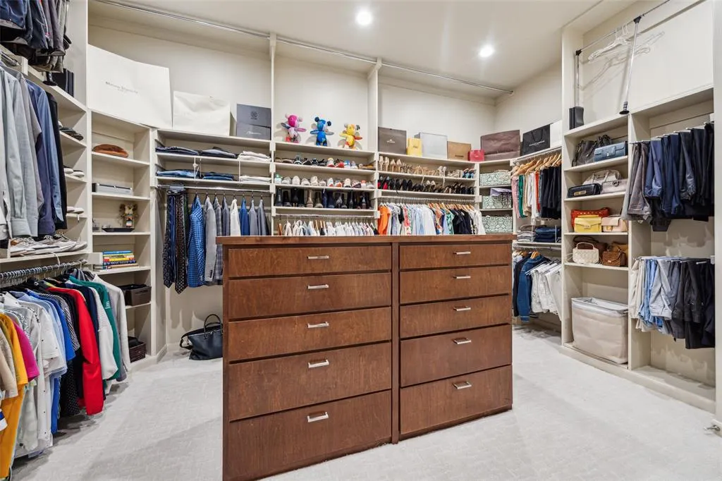 1405 Pecan Hollow Trail