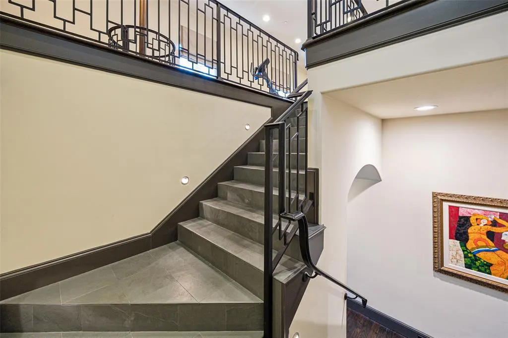 1405 Pecan Hollow Trail