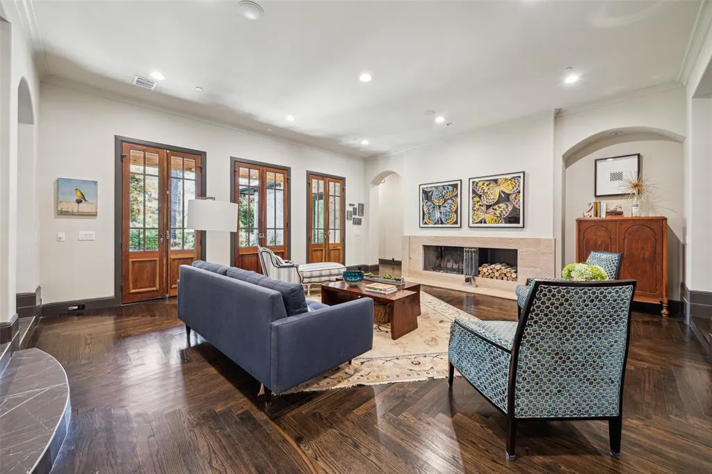 1405 Pecan Hollow Trail