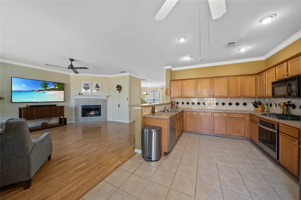 9120 Harrisburg Lane