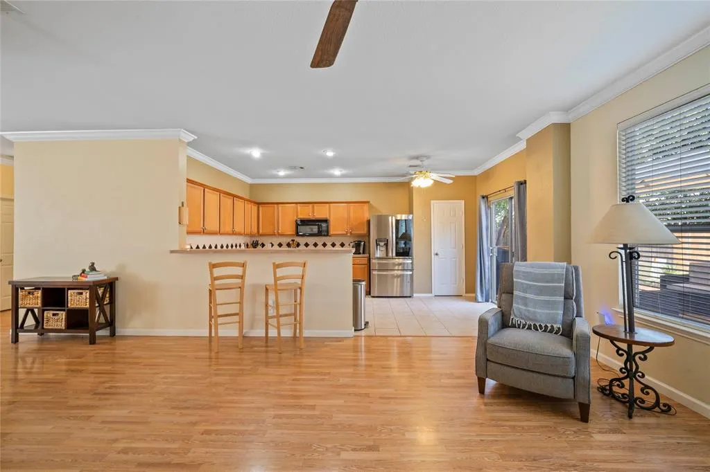 9120 Harrisburg Lane