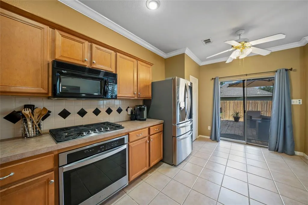9120 Harrisburg Lane