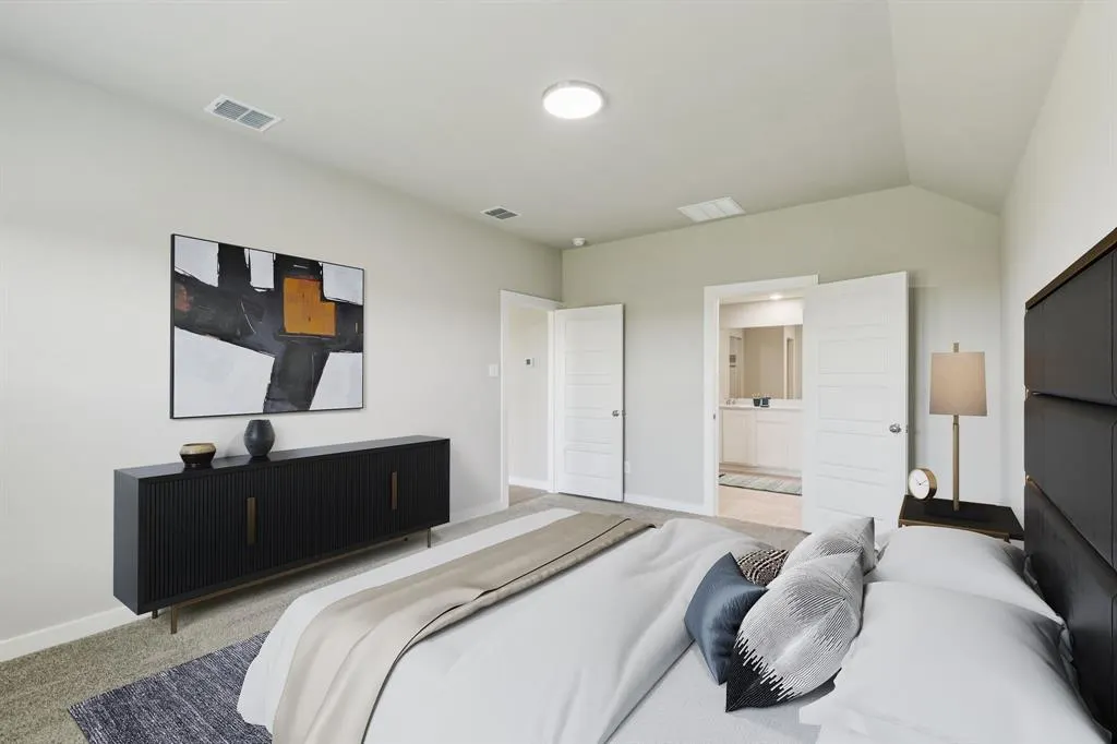 910 Honeydew Lane