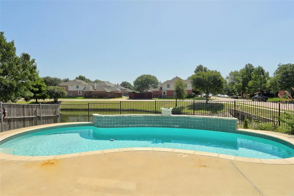 811 Water Oak Drive
