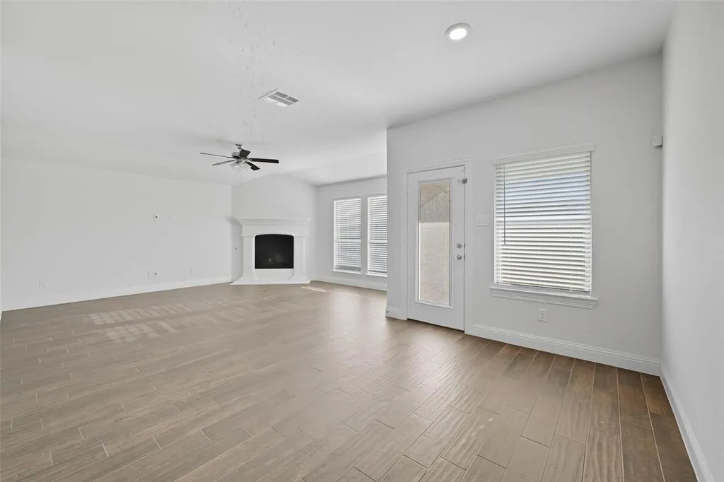 7433 Wispy Willow Lane