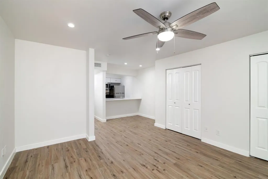 2722 Throckmorton Street, #108