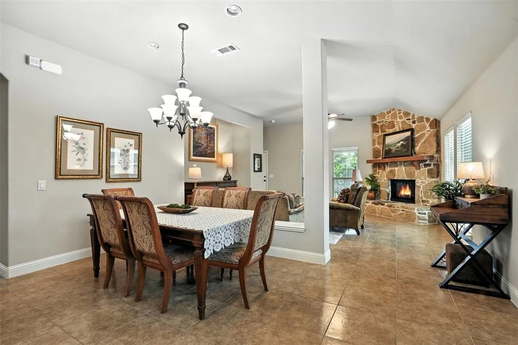 216 Salisbury Drive
