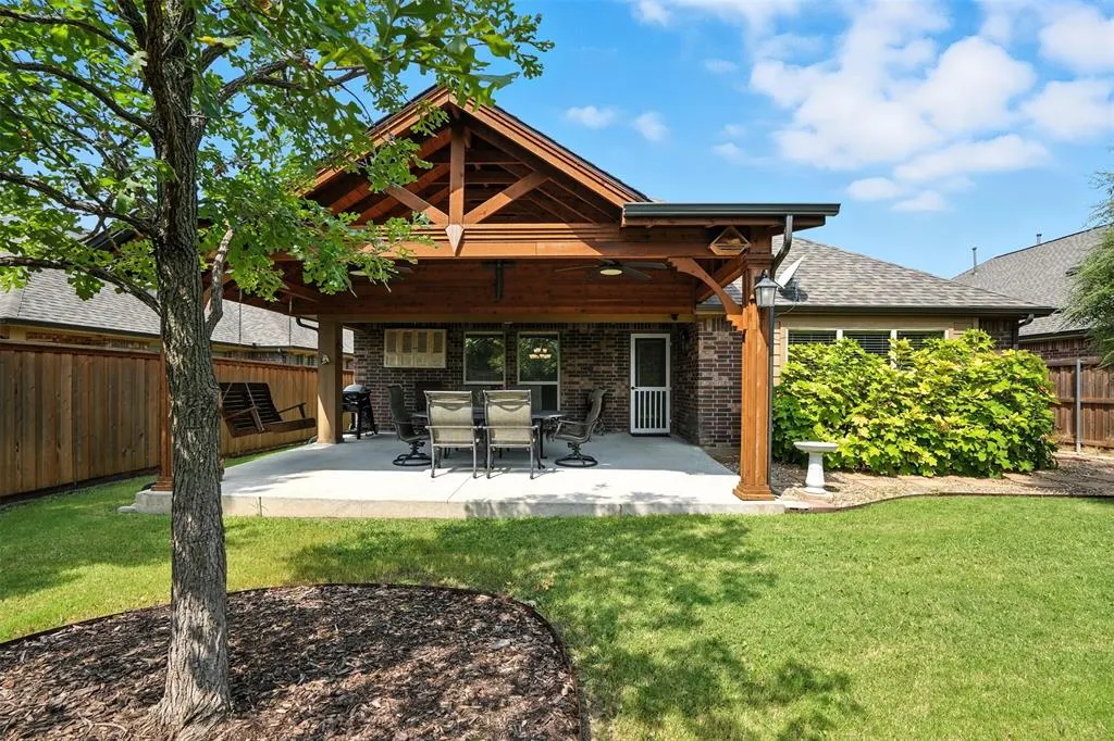 216 Salisbury Drive