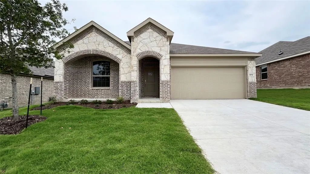 3012 Chinkapin Lane