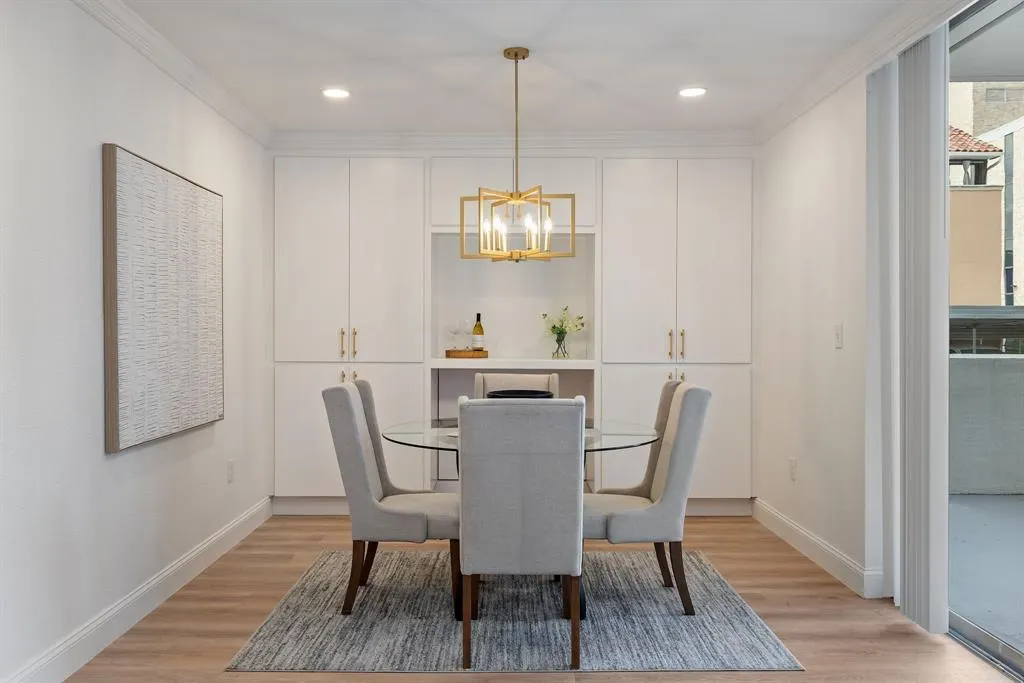 3701 Turtle Creek Boulevard, #3A