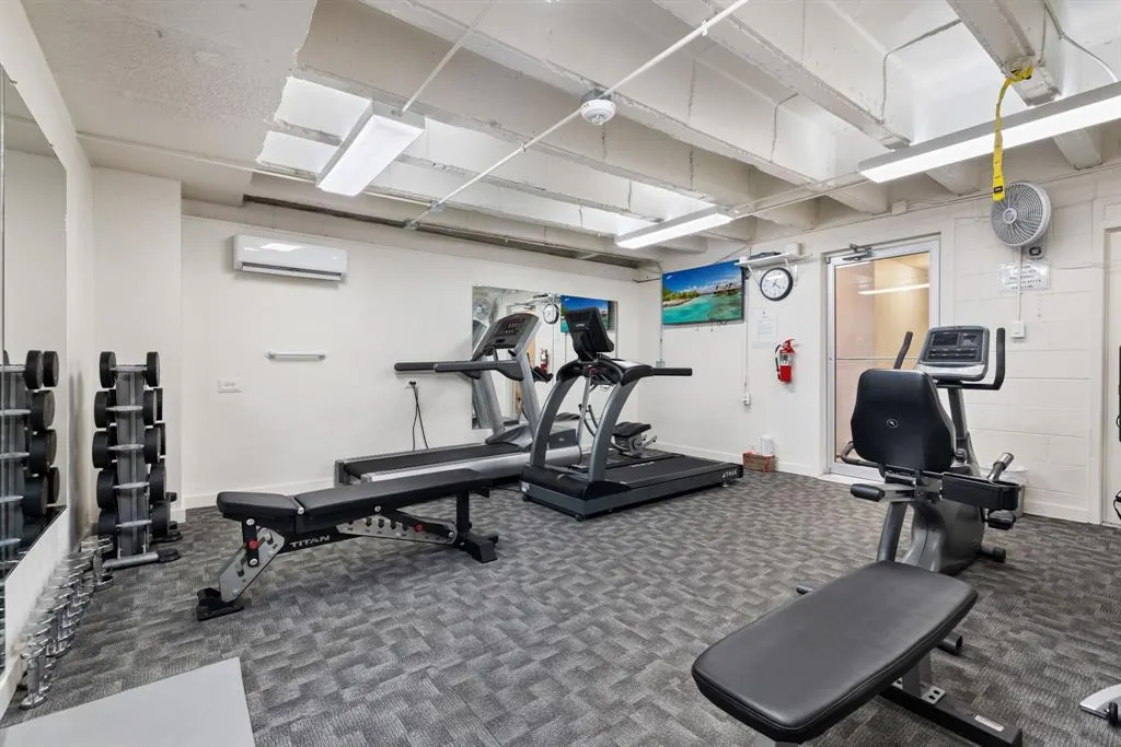 3701 Turtle Creek Boulevard, #3A