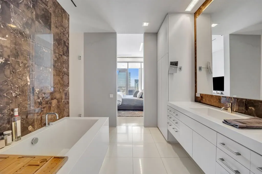 1717 Arts Plaza, #2303
