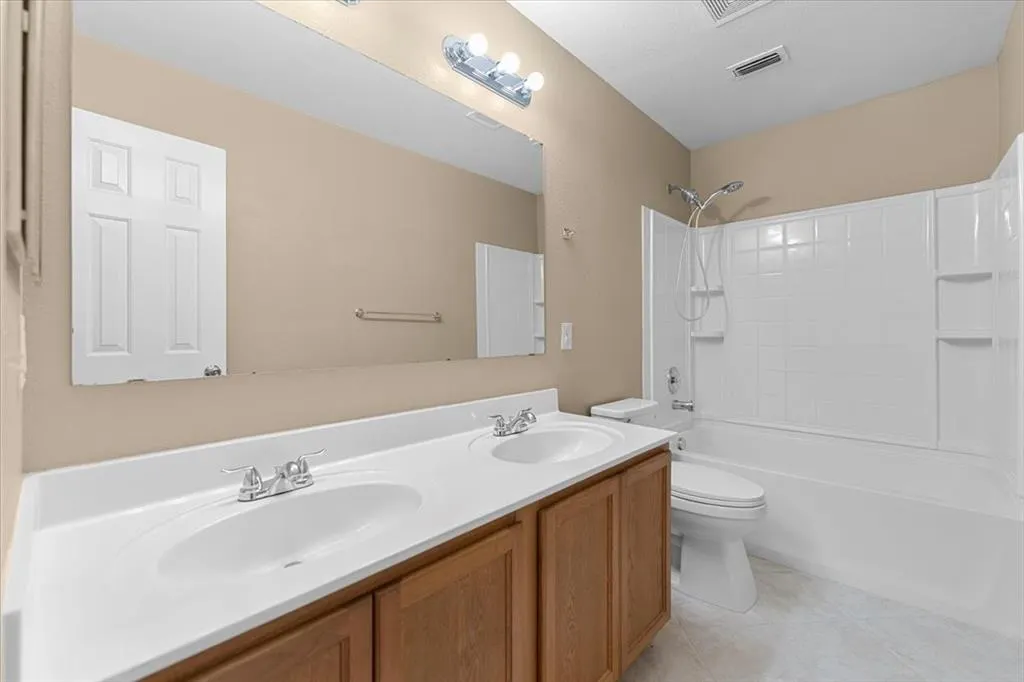 12825 Kiltartan Drive