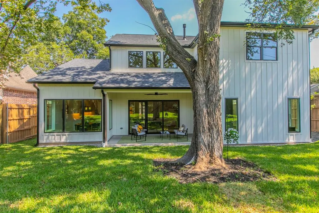 8749 Rexford Drive