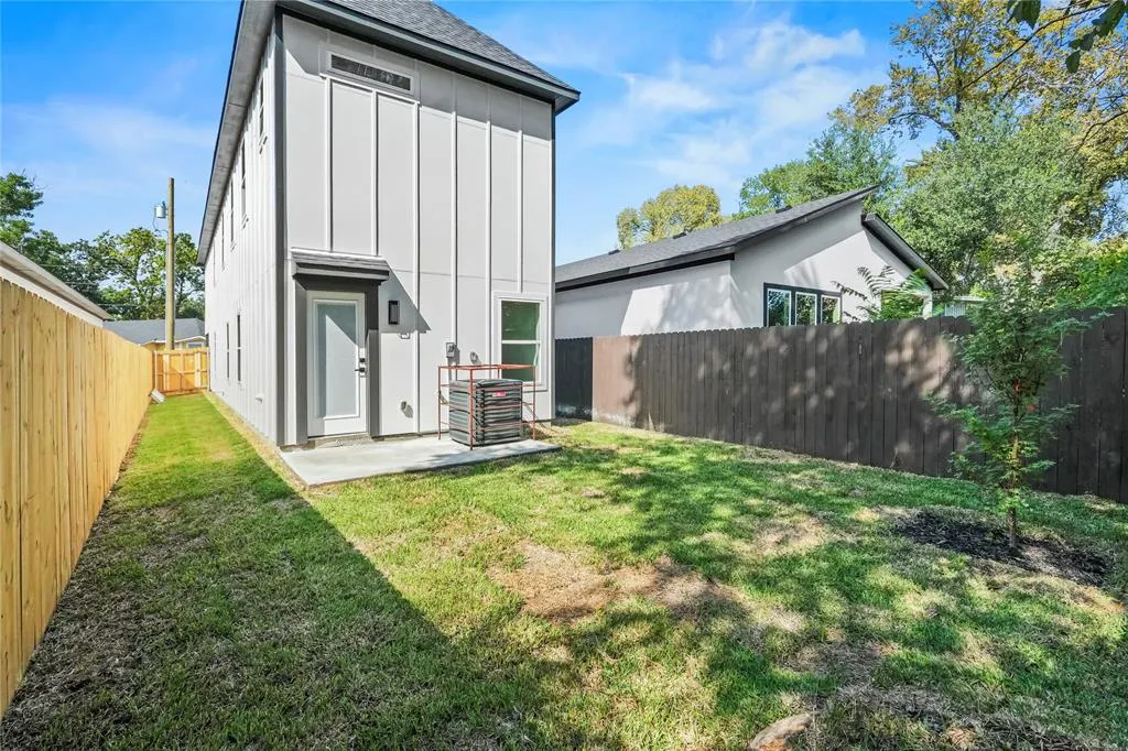 2912 Brigham Lane