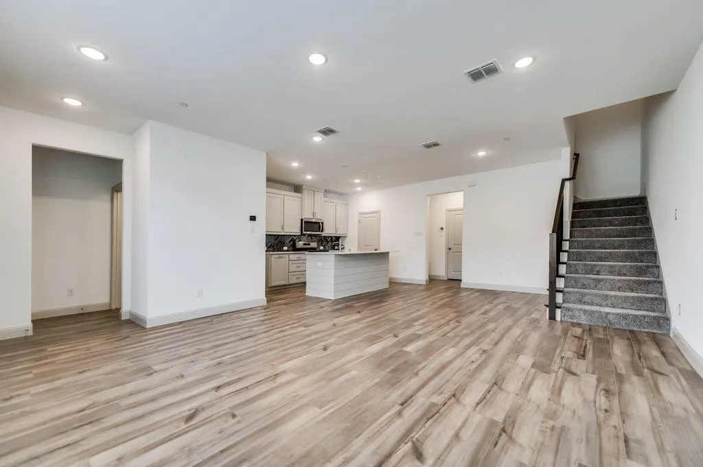 7367 Panicum Drive