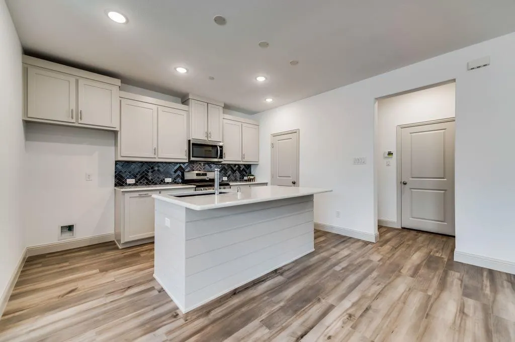 7367 Panicum Drive