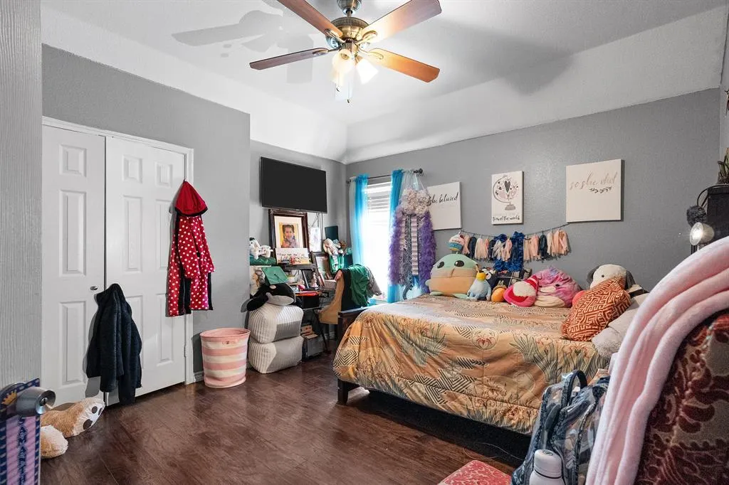 10015 Santa Garza Drive