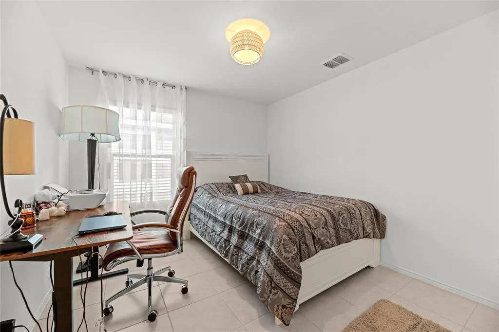 7516 Bluebell Lane