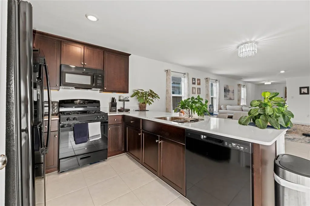 7516 Bluebell Lane