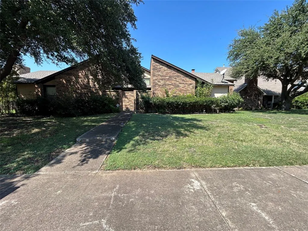 3910 Saint Christopher Lane