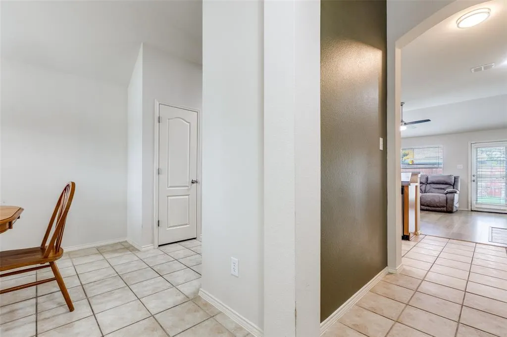 1728 River Oaks Drive
