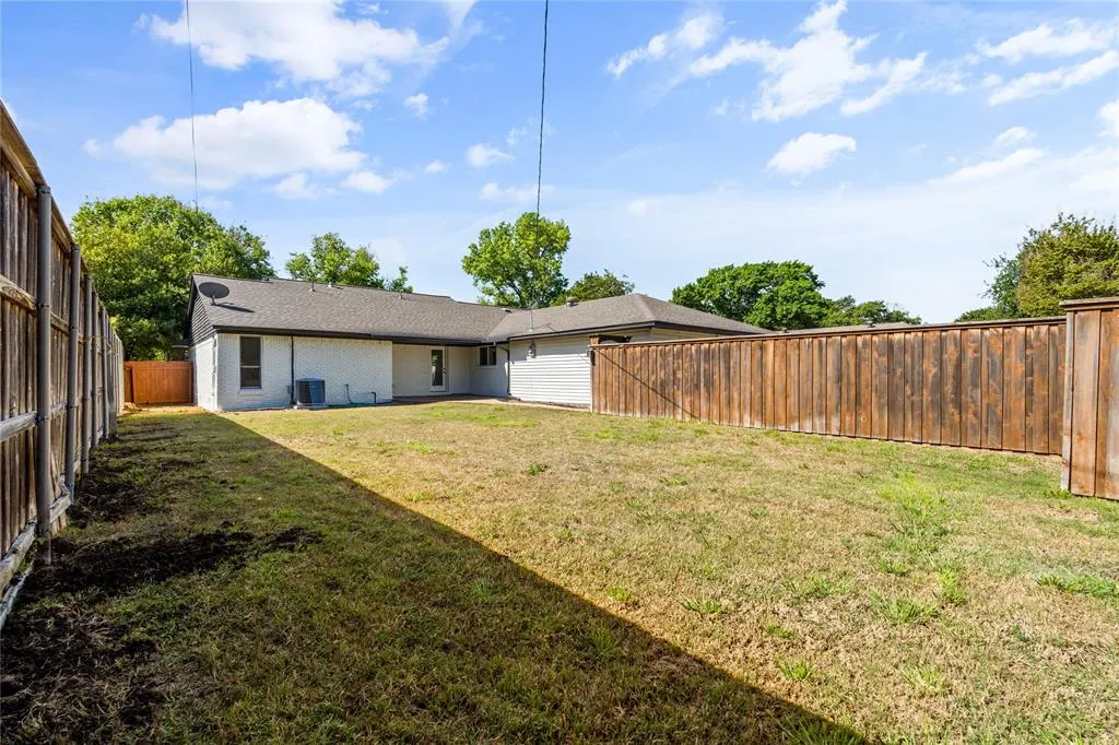 7741 La Avenida Drive