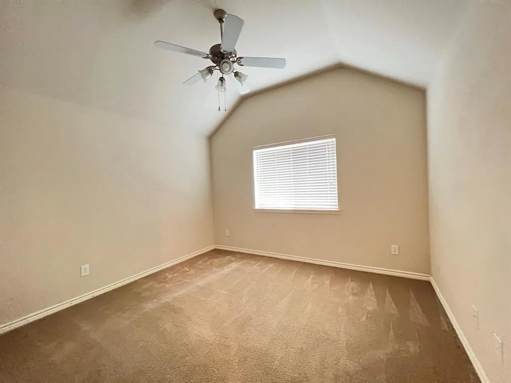 3524 Camino Trail