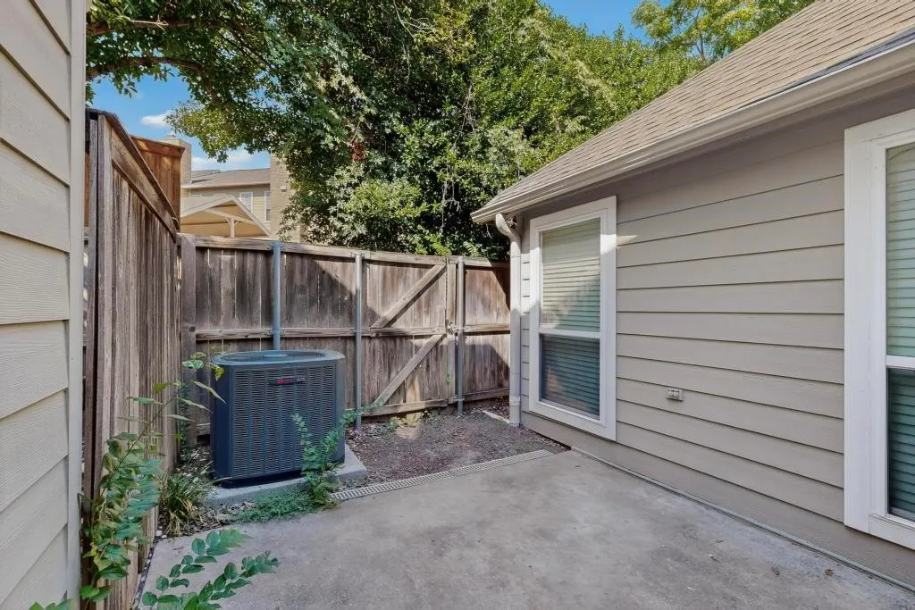 8437 Towneship Lane