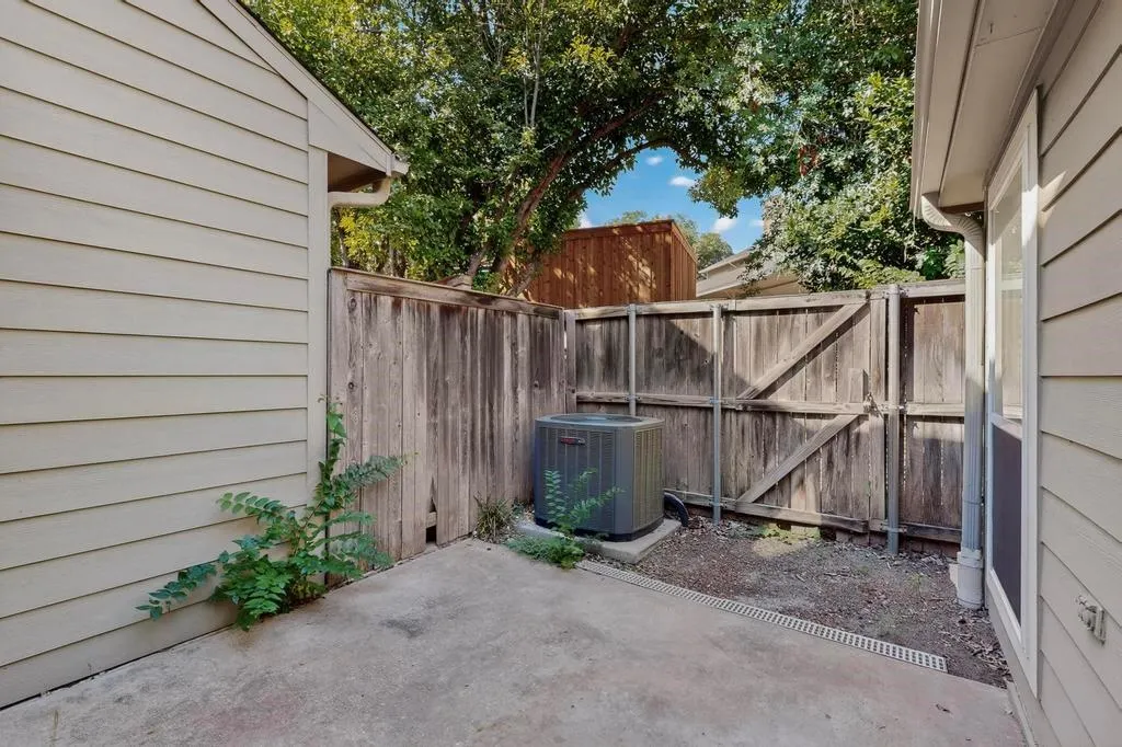 8437 Towneship Lane