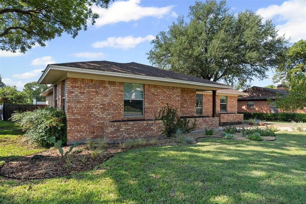 1652 Trailridge Drive